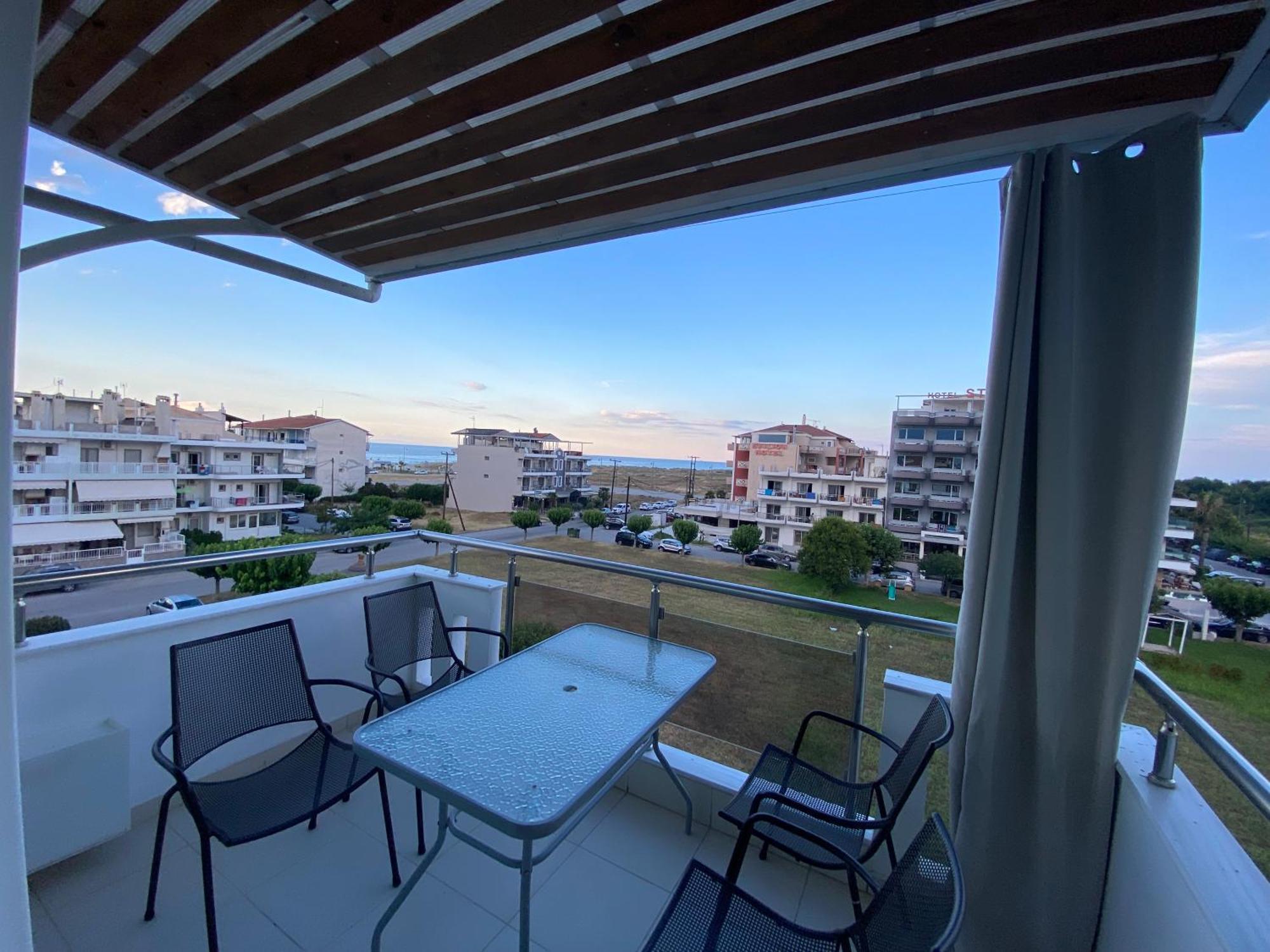 Klio And Apartment Neoi Poroi