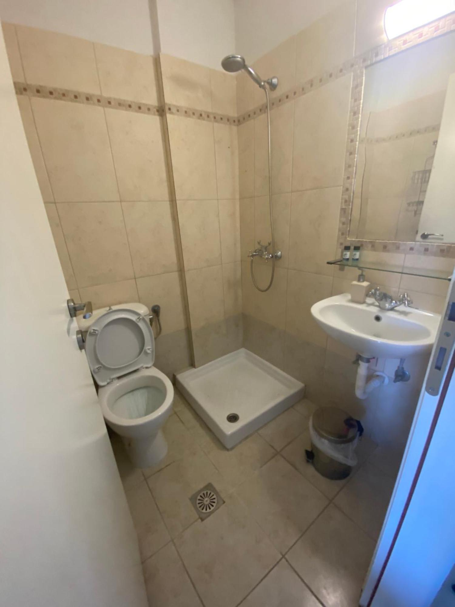 Klio And Apartament Neoi Poroi