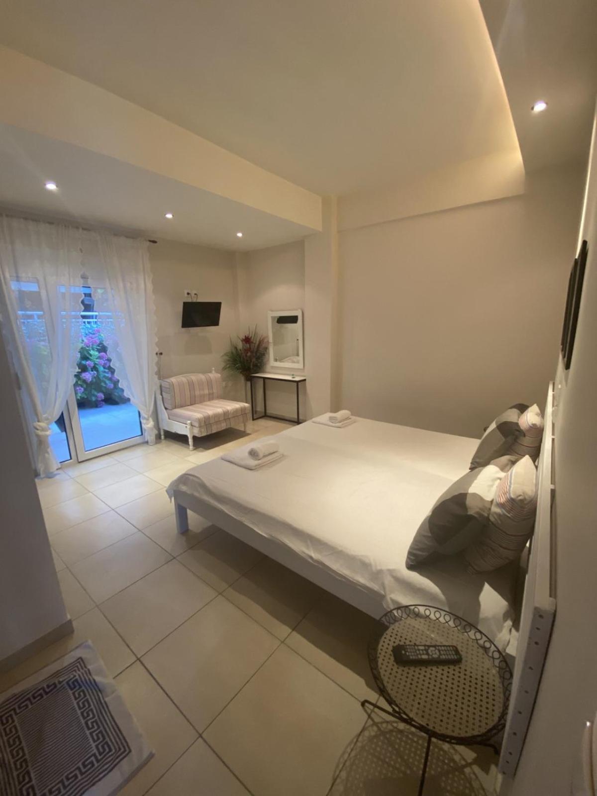 Klio And Apartament Neoi Poroi